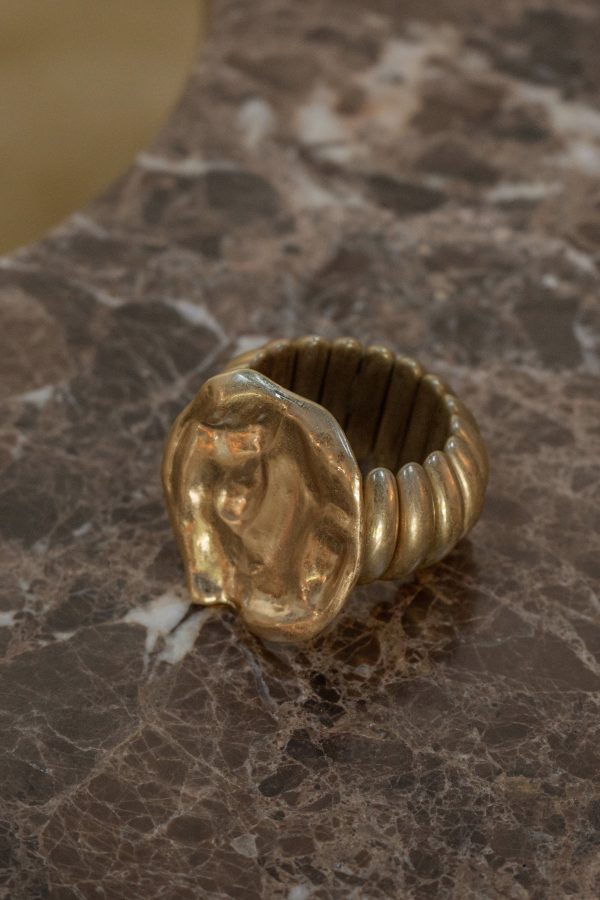 Gold Regal Shine Bracelet For Discount - Image 2
