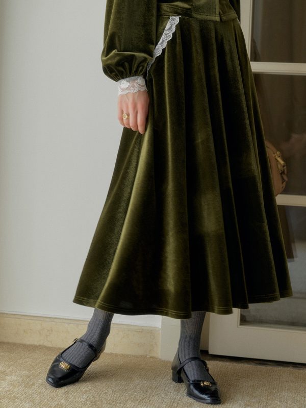 Azari Contrast Lace Paneled Pocket Velvet Skirt - Green Online Hot Sale - Image 4